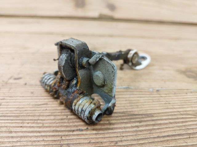 bontott PEUGEOT 206 Jobb első Ajtóhatároló