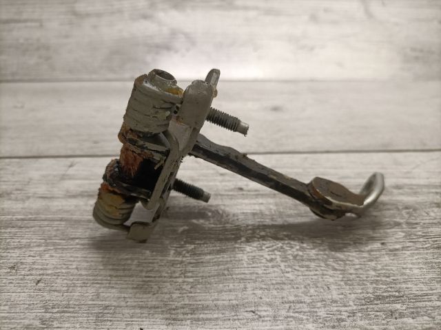 bontott PEUGEOT 206 Jobb első Ajtóhatároló