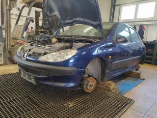 bontott PEUGEOT 206 Jobb első Ajtózár