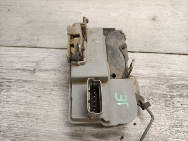 bontott PEUGEOT 206 Jobb első Ajtózár