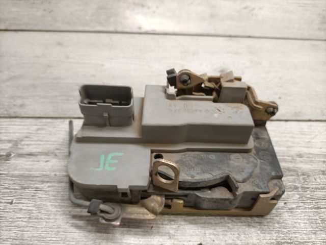 bontott PEUGEOT 206 Jobb első Ajtózár