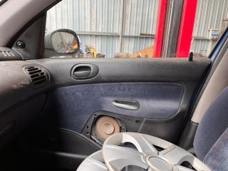 bontott PEUGEOT 206 Jobb első Ajtózár