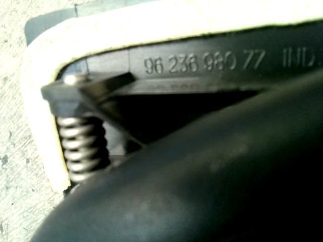 bontott PEUGEOT 206 Jobb első Belső Kilincs