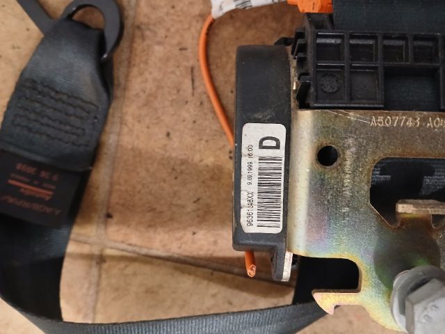 bontott PEUGEOT 206 Jobb első Biztonsági Öv