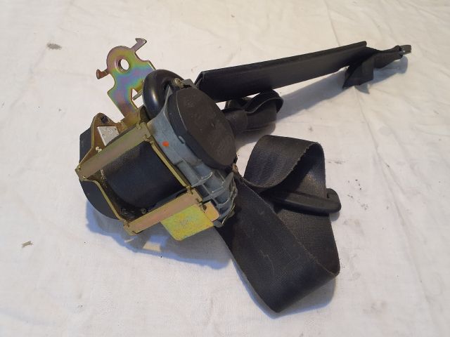 bontott PEUGEOT 206 Jobb első Biztonsági Öv