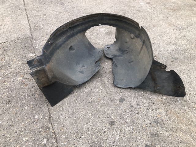 bontott PEUGEOT 206 Jobb első Dobbetét (Kerékjárati, Műanyag)