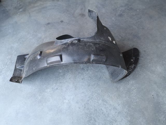 bontott PEUGEOT 206 Jobb első Dobbetét (Kerékjárati, Műanyag)