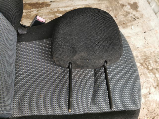 bontott PEUGEOT 206 Jobb első Fejtámla