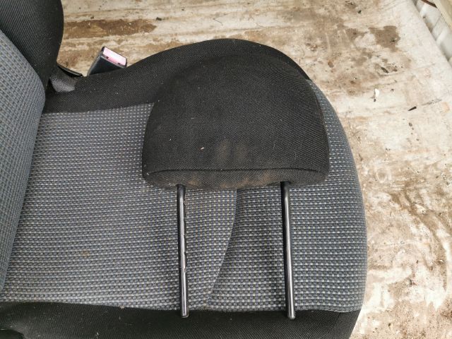 bontott PEUGEOT 206 Jobb első Fejtámla