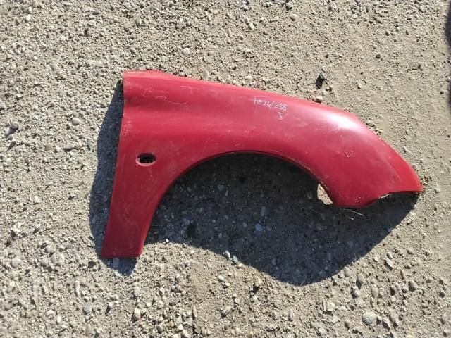 bontott PEUGEOT 206 Jobb első Sárvédő