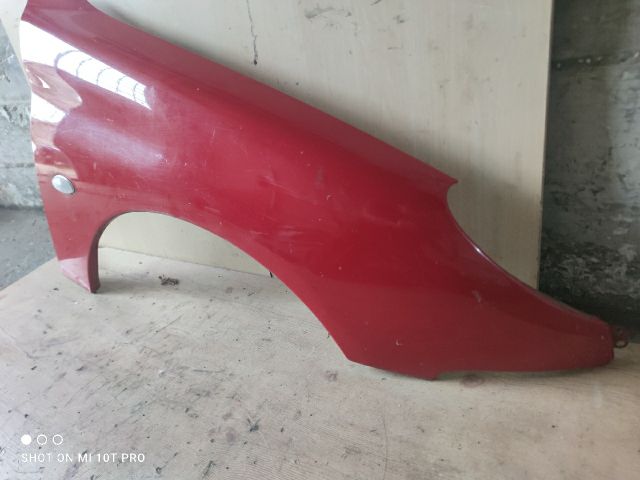 bontott PEUGEOT 206 Jobb első Sárvédő