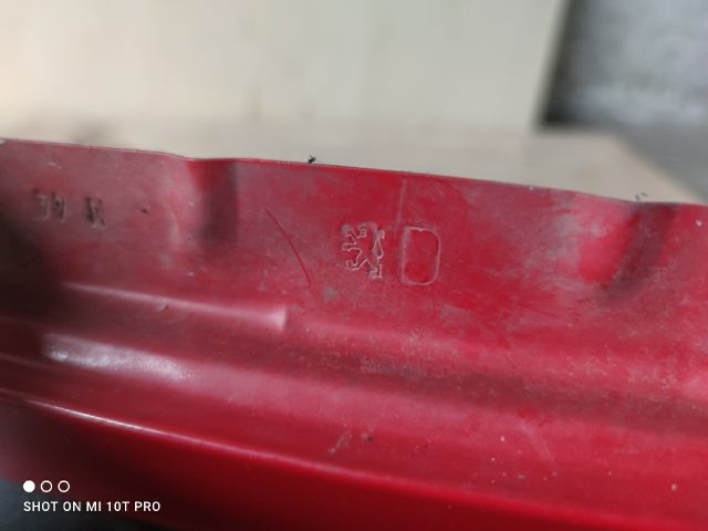 bontott PEUGEOT 206 Jobb első Sárvédő