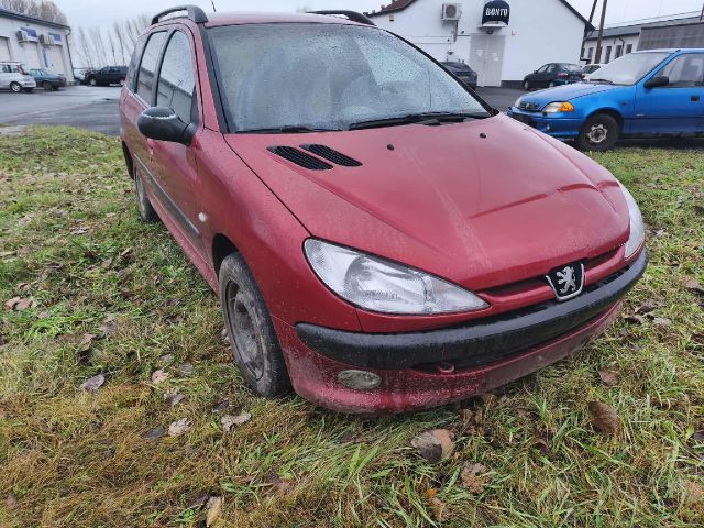 bontott PEUGEOT 206 Jobb első Sárvédő