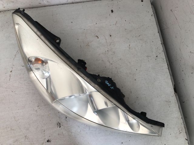 bontott PEUGEOT 206 Jobb Fényszóró