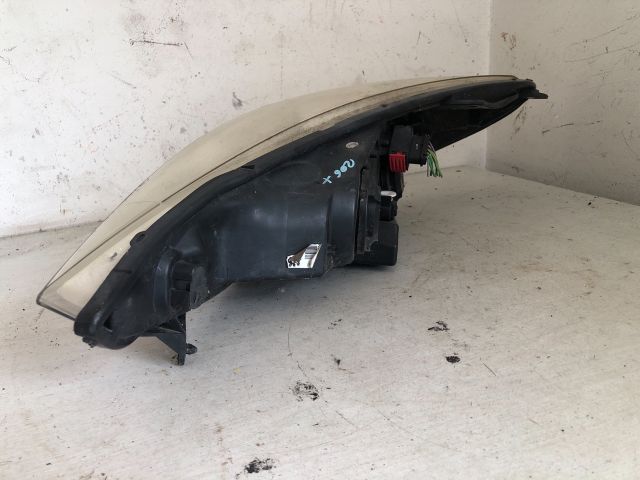 bontott PEUGEOT 206 Jobb Fényszóró