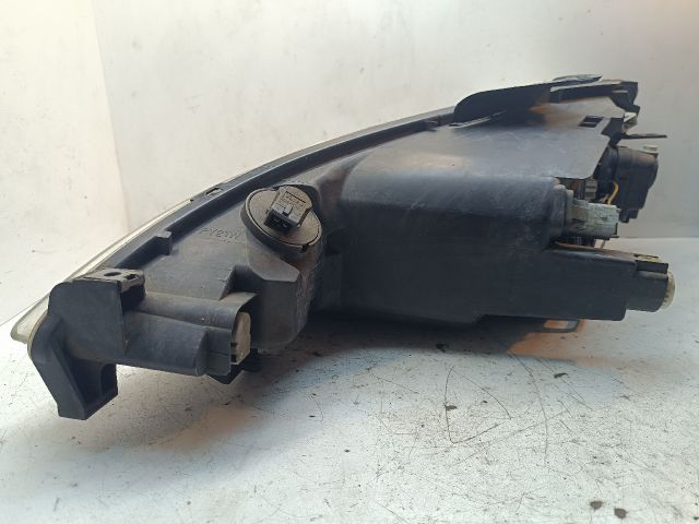 bontott PEUGEOT 206 Jobb Fényszóró