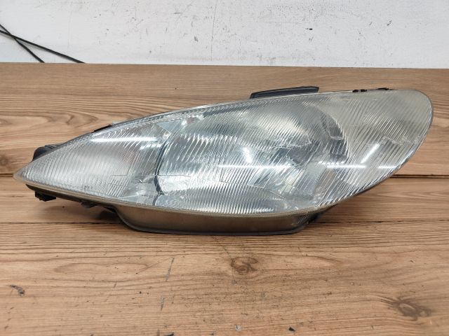 bontott PEUGEOT 206 Jobb Fényszóró
