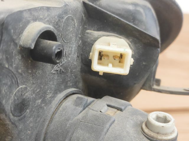 bontott PEUGEOT 206 Jobb Fényszóró