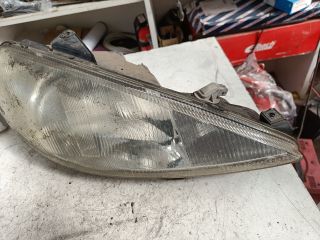 bontott PEUGEOT 206 Jobb Fényszóró
