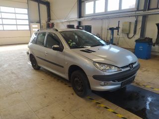 bontott PEUGEOT 206 Jobb Fényszóró