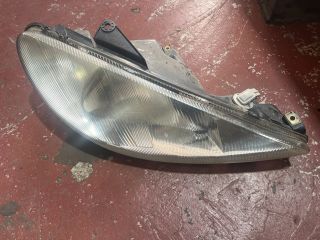 bontott PEUGEOT 206 Jobb Fényszóró
