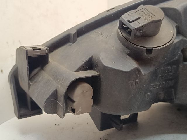 bontott PEUGEOT 206 Jobb Fényszóró