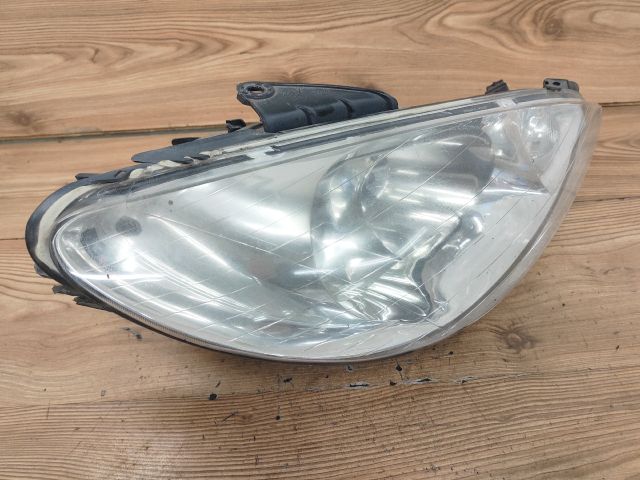 bontott PEUGEOT 206 Jobb Fényszóró