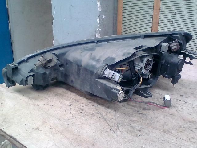 bontott PEUGEOT 206 Jobb Fényszóró