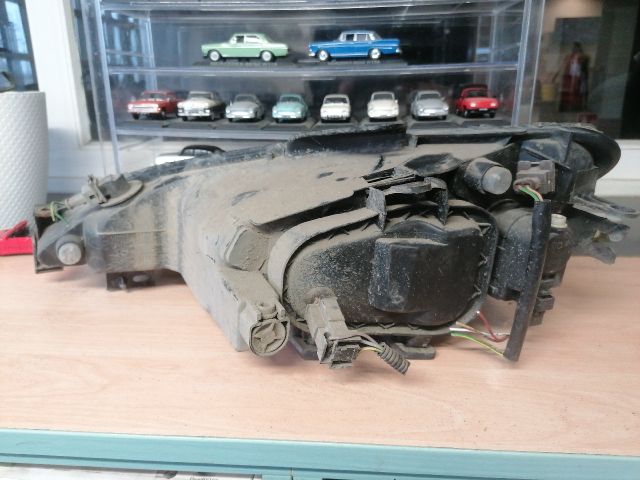 bontott PEUGEOT 206 Jobb Fényszóró