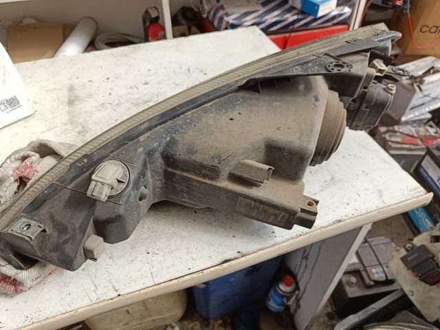 bontott PEUGEOT 206 Jobb Fényszóró