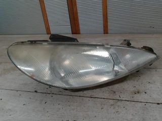 bontott PEUGEOT 206 Jobb Fényszóró