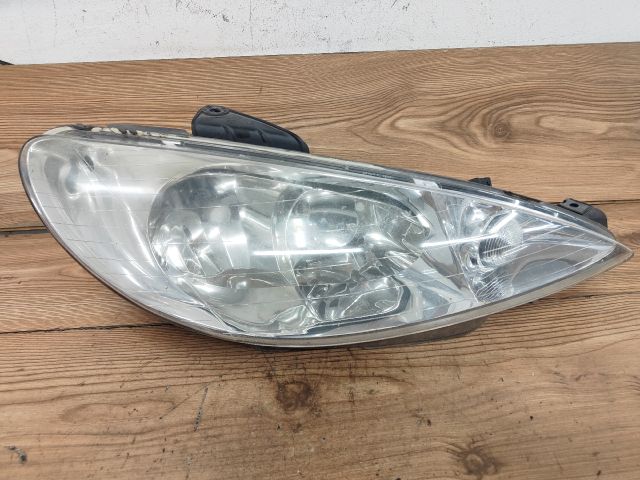 bontott PEUGEOT 206 Jobb Fényszóró
