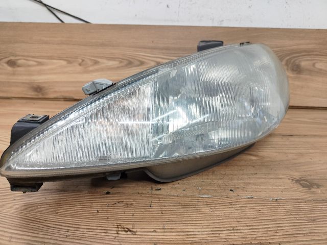 bontott PEUGEOT 206 Jobb Fényszóró