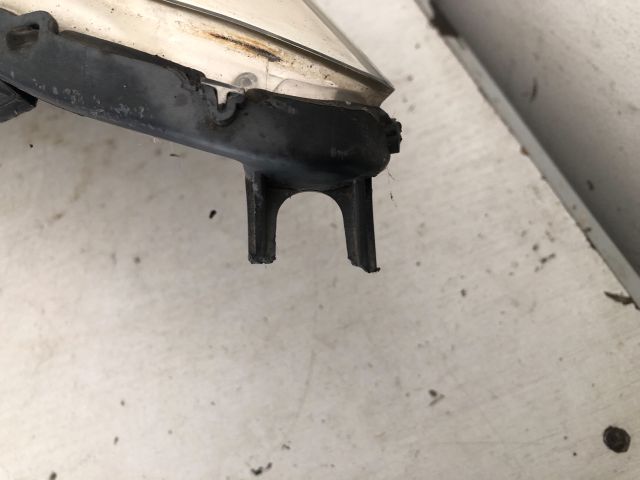 bontott PEUGEOT 206 Jobb Fényszóró