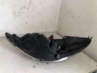 bontott PEUGEOT 206 Jobb Fényszóró