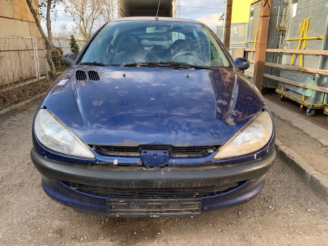 bontott PEUGEOT 206 Jobb Fényszóró