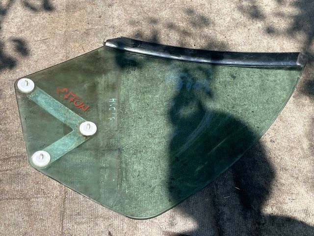 bontott PEUGEOT 206 Jobb hátsó Ablak