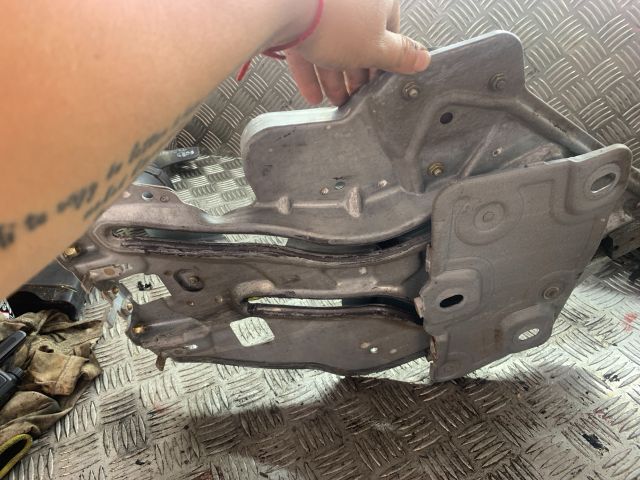 bontott PEUGEOT 206 Jobb hátsó Ablakemelő Szerkezet (Elektromos)