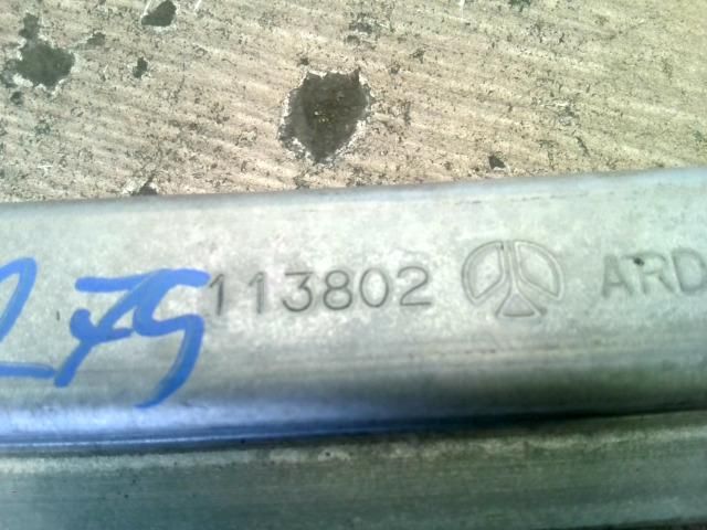 bontott PEUGEOT 206 Jobb hátsó Ablakemelő Szerkezet (Mechanikus)