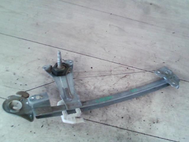 bontott PEUGEOT 206 Jobb hátsó Ablakemelő Szerkezet (Mechanikus)