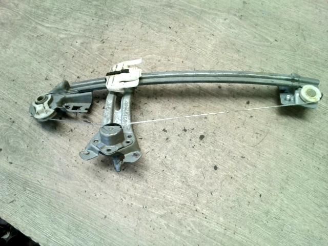 bontott PEUGEOT 206 Jobb hátsó Ablakemelő Szerkezet (Mechanikus)