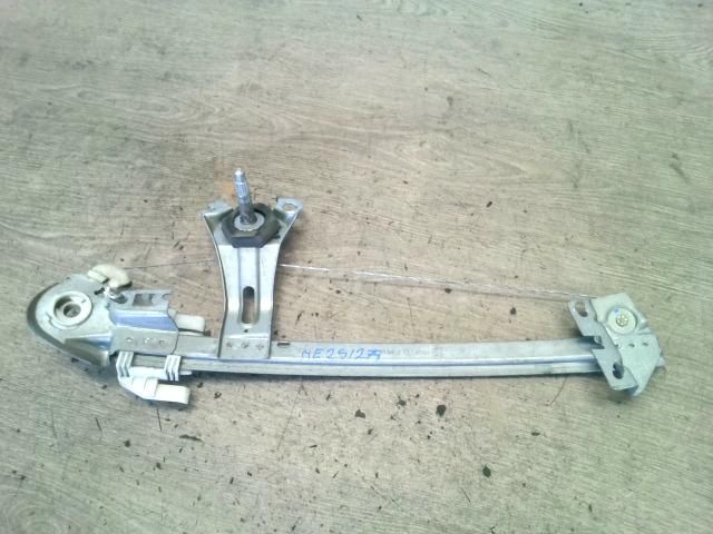 bontott PEUGEOT 206 Jobb hátsó Ablakemelő Szerkezet (Mechanikus)