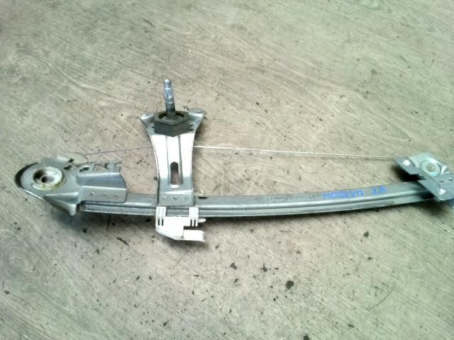 bontott PEUGEOT 206 Jobb hátsó Ablakemelő Szerkezet (Mechanikus)