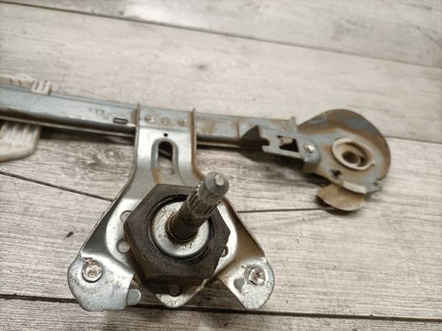 bontott PEUGEOT 206 Jobb hátsó Ablakemelő Szerkezet (Mechanikus)