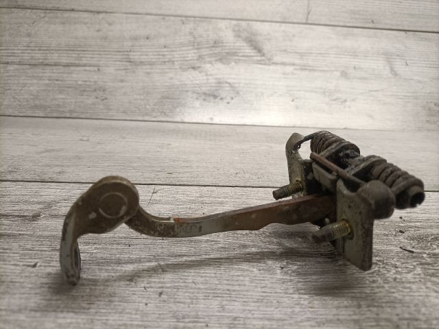 bontott PEUGEOT 206 Jobb hátsó Ajtóhatároló