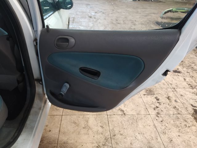 bontott PEUGEOT 206 Jobb hátsó Ajtóhatároló