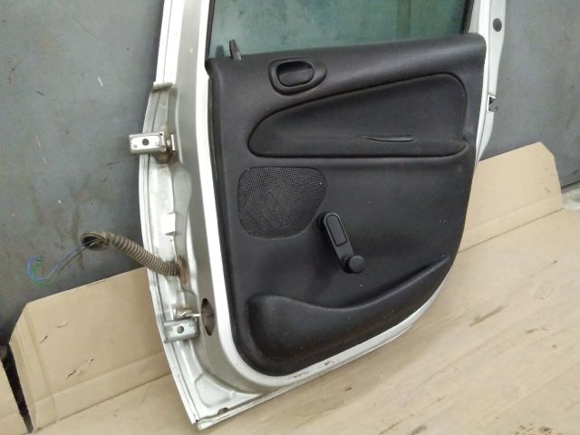 bontott PEUGEOT 206 Jobb hátsó Ajtóhatároló