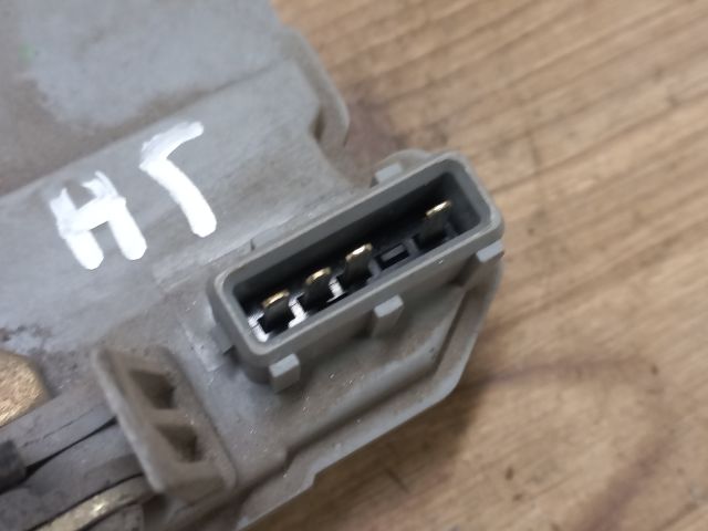 bontott PEUGEOT 206 Jobb hátsó Ajtózár