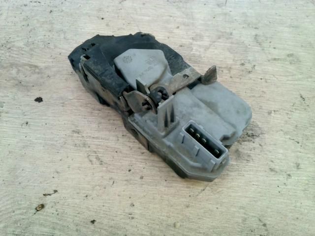 bontott PEUGEOT 206 Jobb hátsó Ajtózár