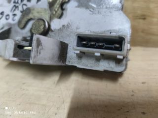 bontott PEUGEOT 206 Jobb hátsó Ajtózár